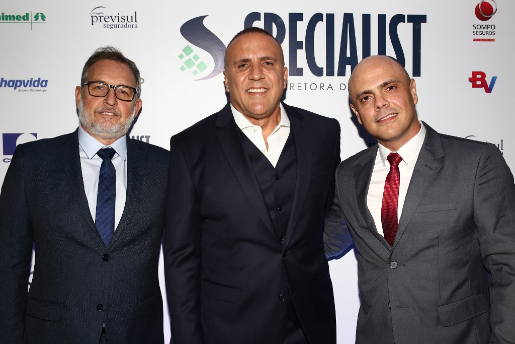  Camerino Figueiredo, Sandro Romay e Marlon Porto - diretoria da Specialist